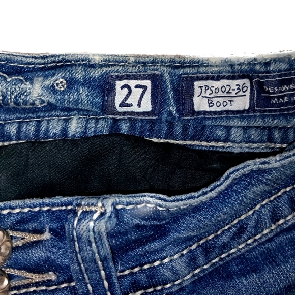 Miss Me jeans. Boot cut. Size 27 - Picture 4 of 4